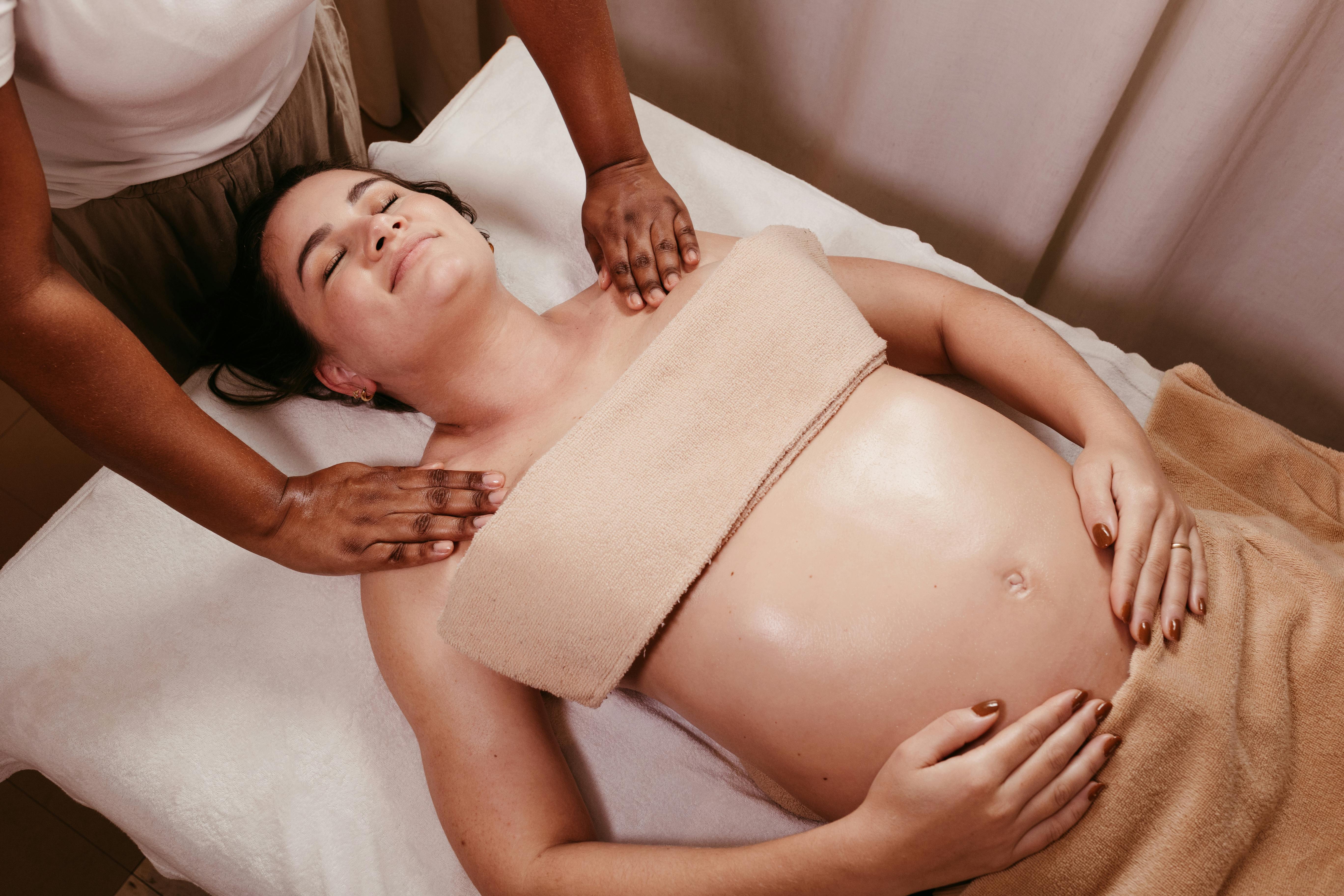 Pre and post natal massage session